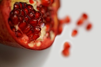 pomegranate-6855315_640