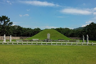 king-suro-kim-982384_640